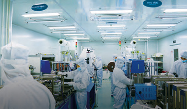 What are the main reasons why primer is generally applied to the bottom of ships?